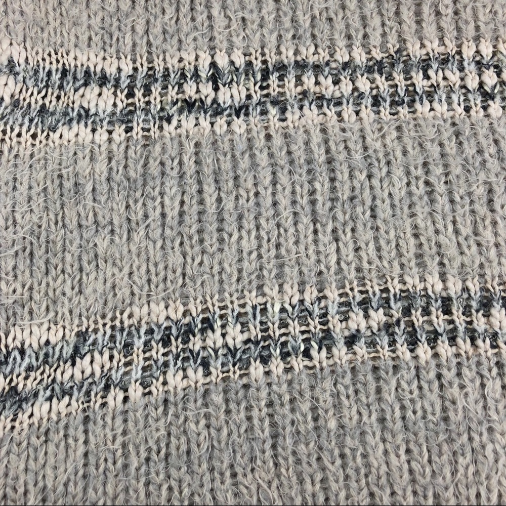 F21 Contemporary Neutral Oversized Knit Sweater - Picture 6 of 6